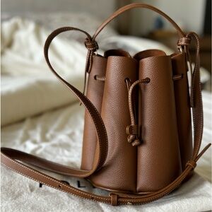 NWOT Numéro Huit Mini
EDITION TEXTURED CAMEL